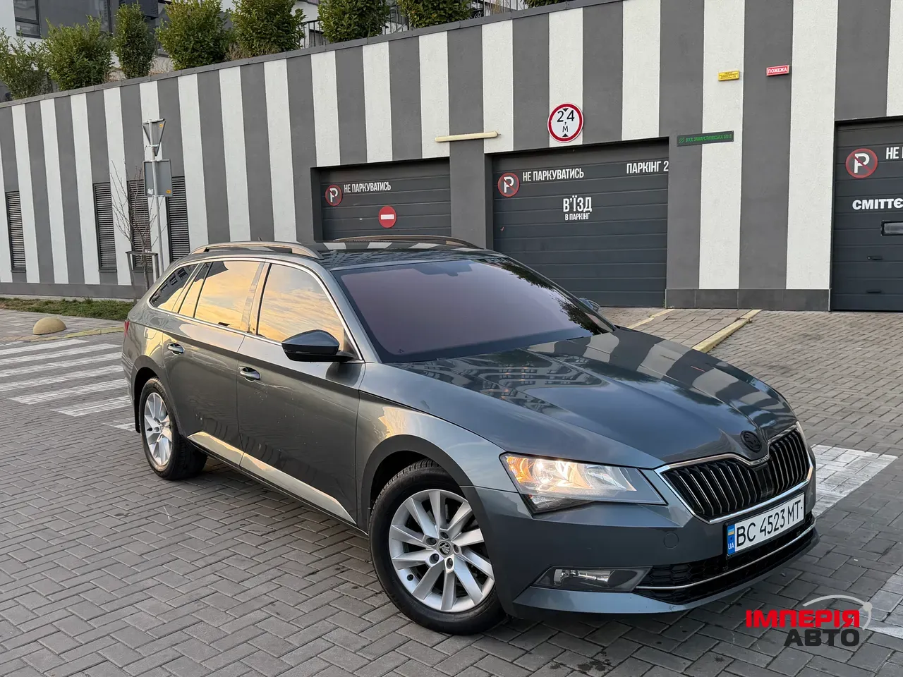 Skoda Superb - фото 14