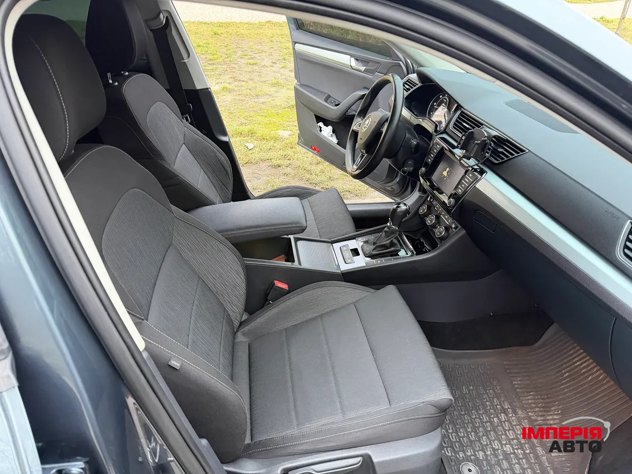 Skoda Superb - фото 28