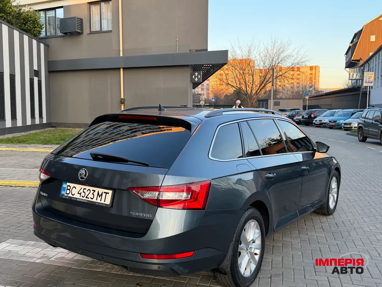 Skoda Superb - фото 7
