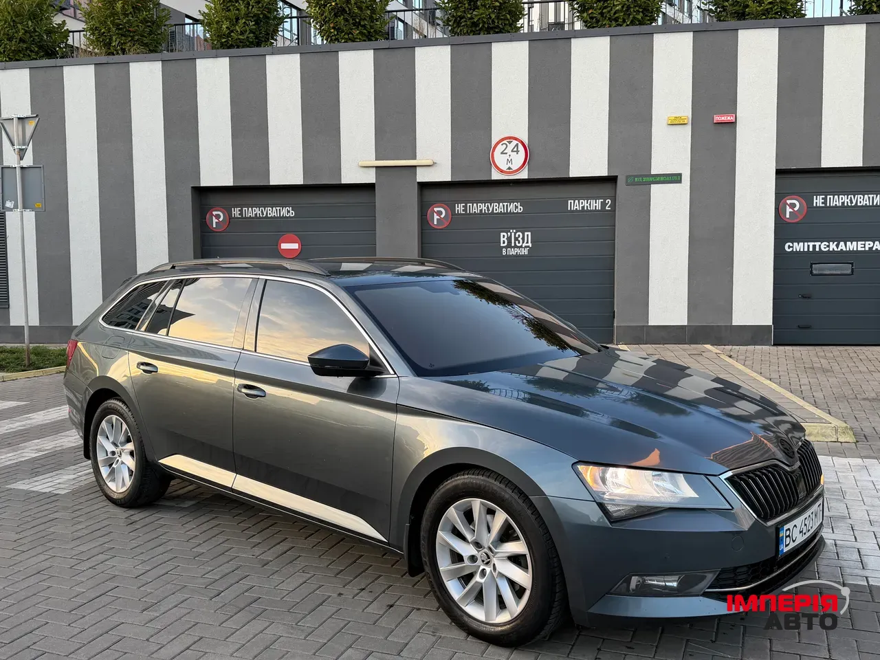 Skoda Superb - фото 2