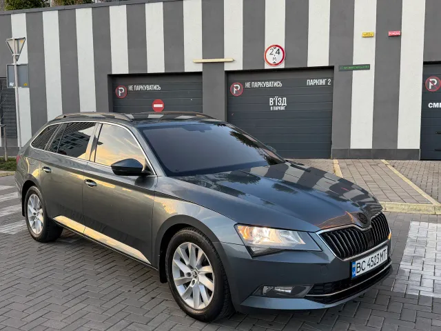 Skoda Superb - фото 3