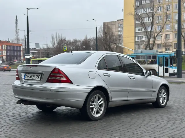 Mercedes-Benz C-Класс - фото 5