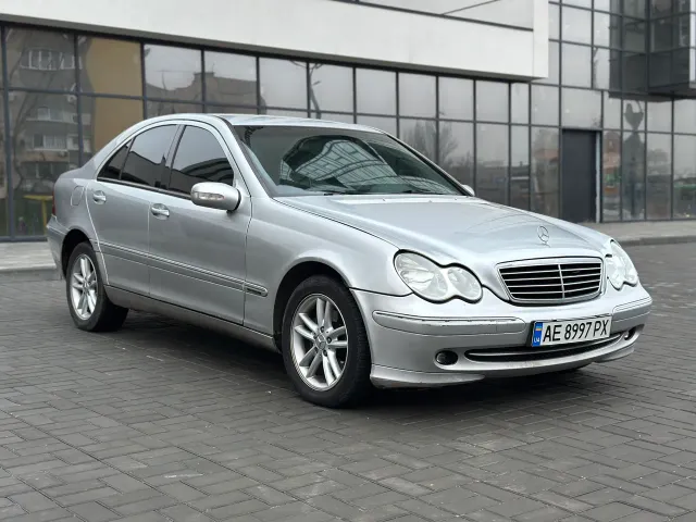 Mercedes-Benz C-Класс - фото 4