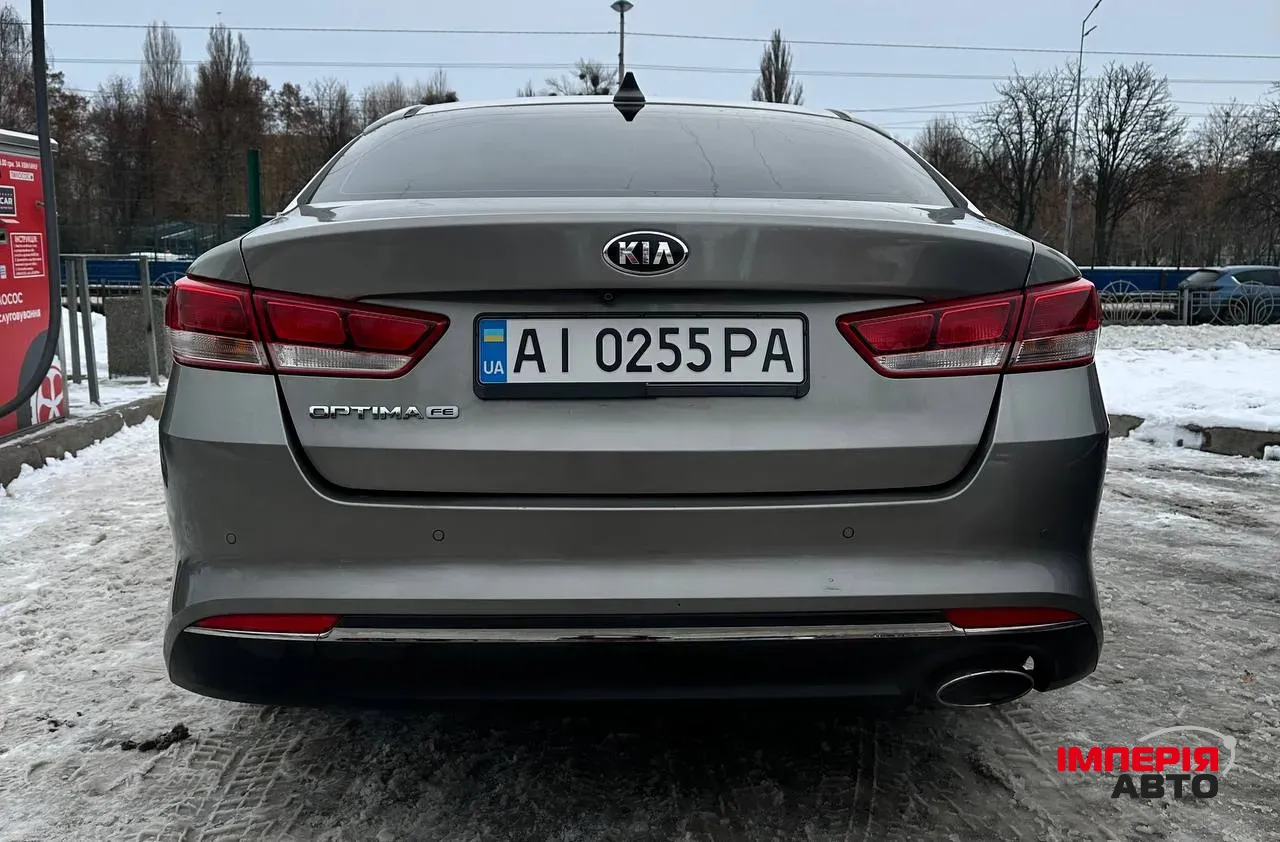 Kia Optima - фото 9