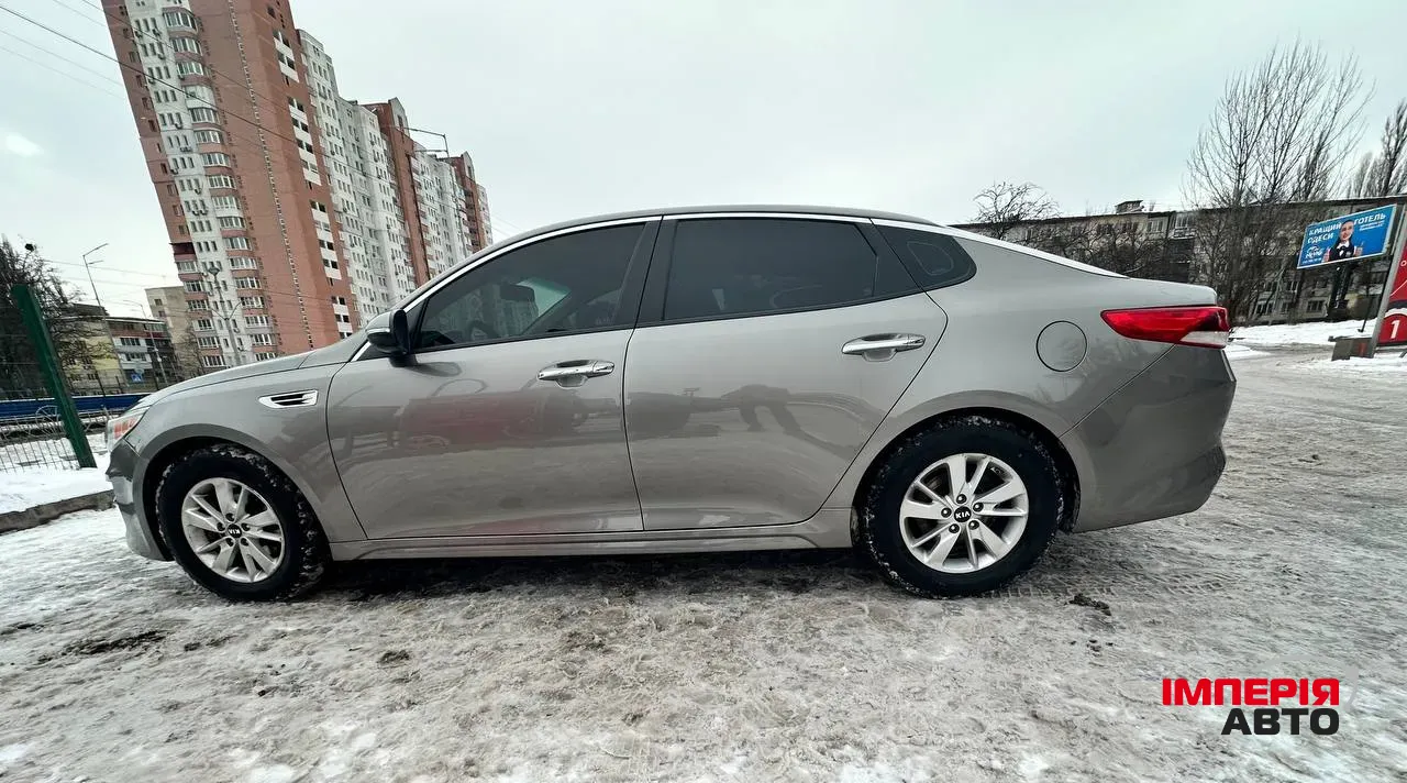 Kia Optima - фото 6