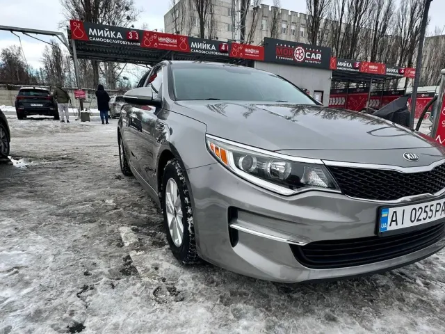 Kia Optima - фото 5