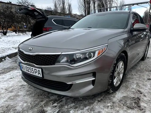 Kia Optima - фото 4