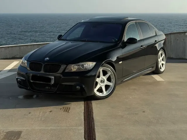 BMW 3 серії - фото 1