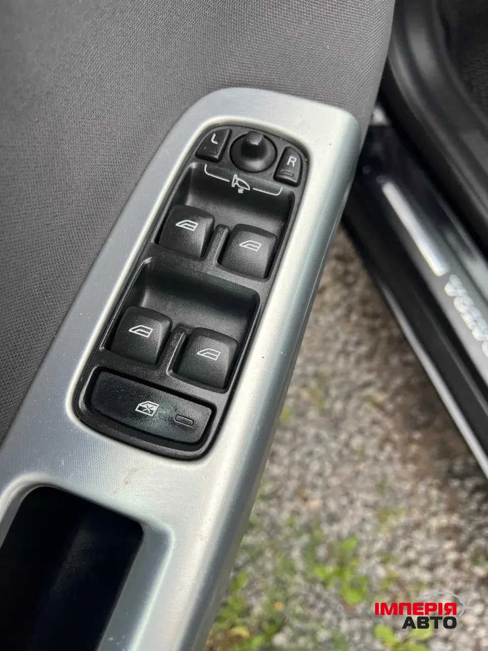 Volvo V50 - фото 17