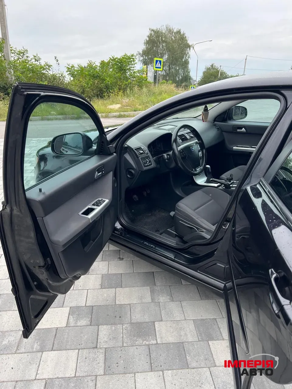 Volvo V50 - фото 8