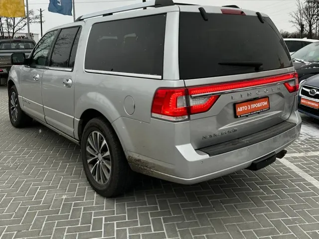 Lincoln Navigator - фото 3