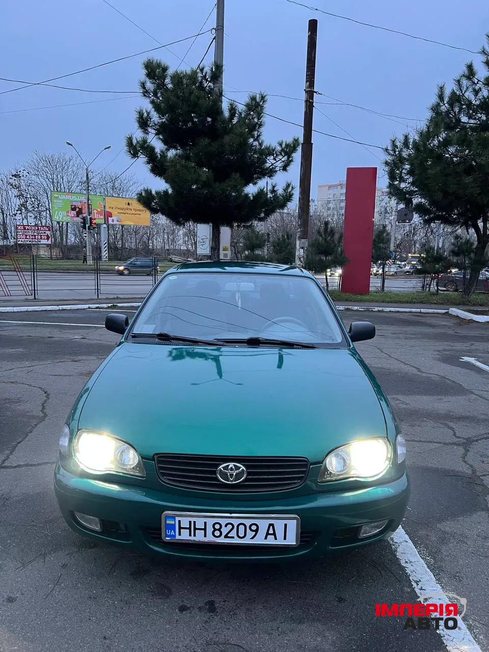 Toyota Corolla - фото 1