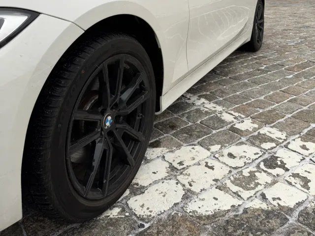 BMW 3 серії - фото 3