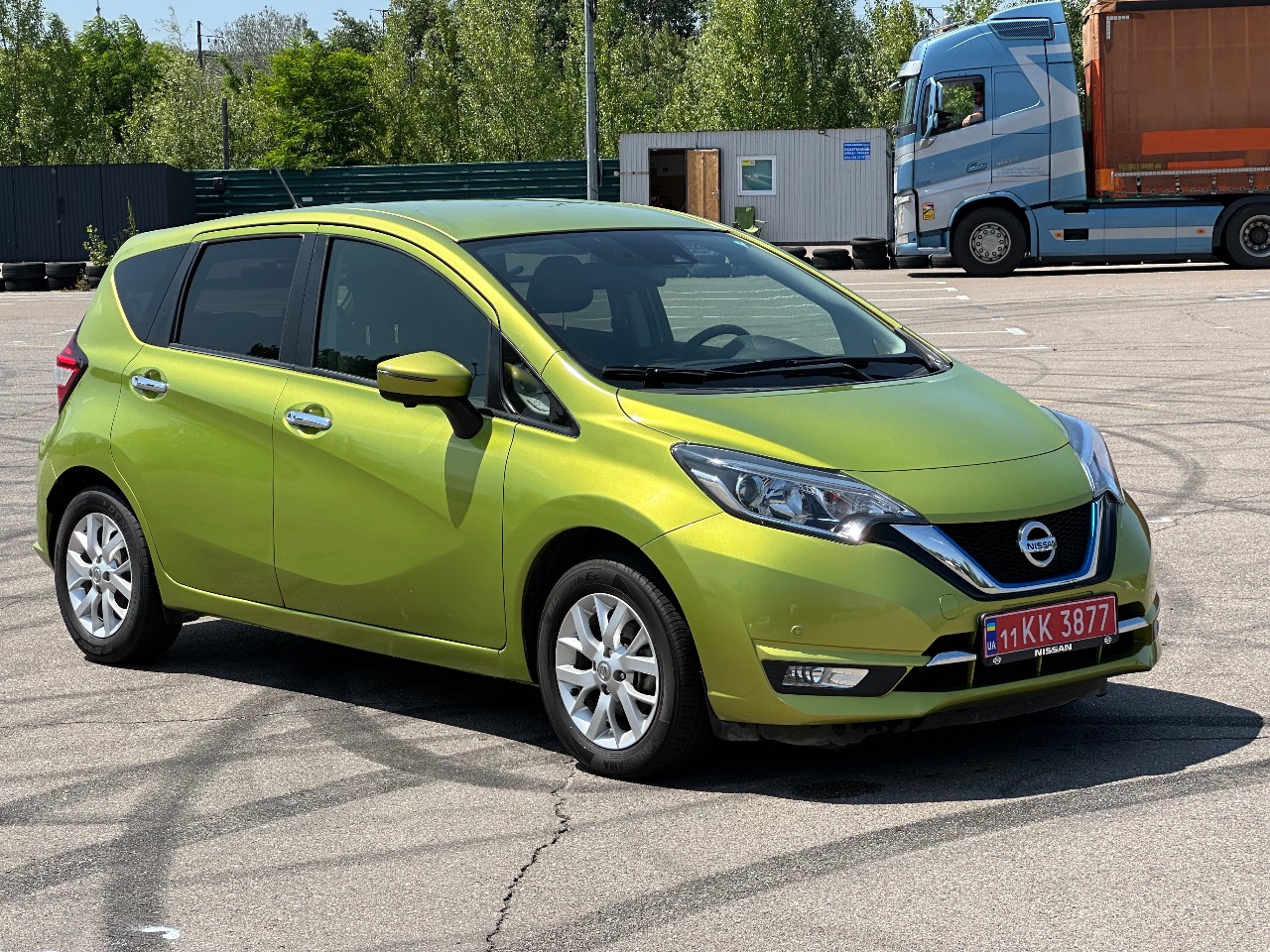 Nissan Note - фото 1