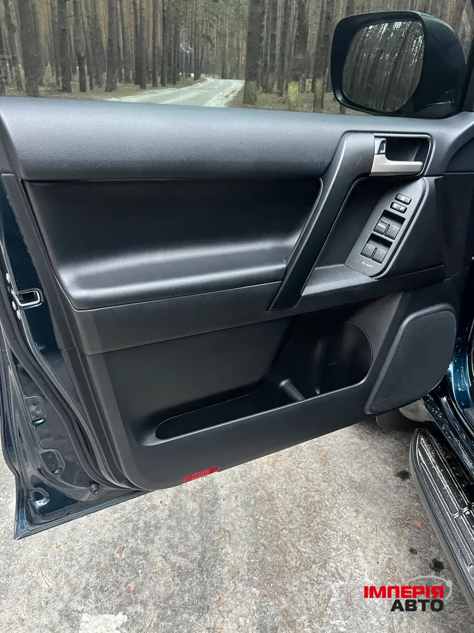 Toyota Land Cruiser Prado - фото 10