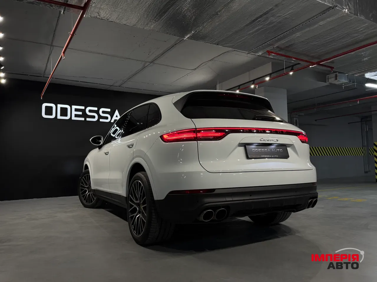 Porsche Cayenne - фото 13