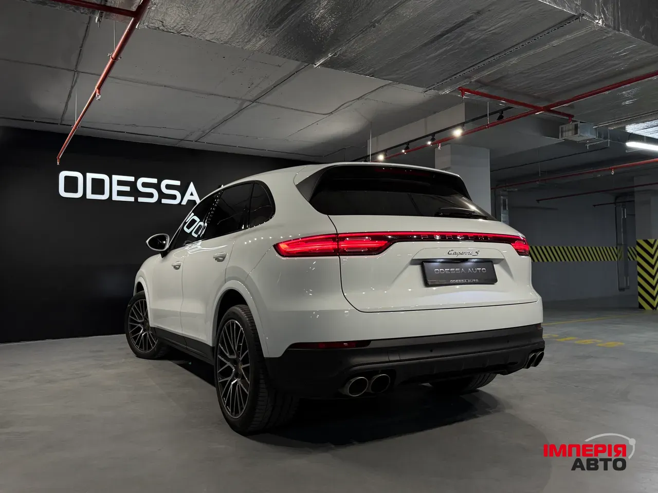 Porsche Cayenne - фото 14