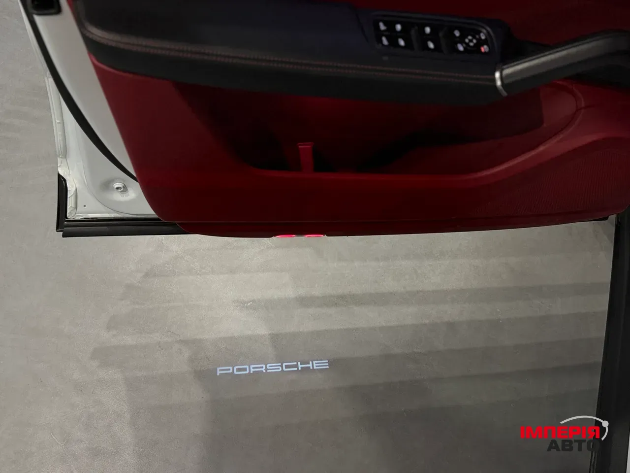 Porsche Cayenne - фото 25