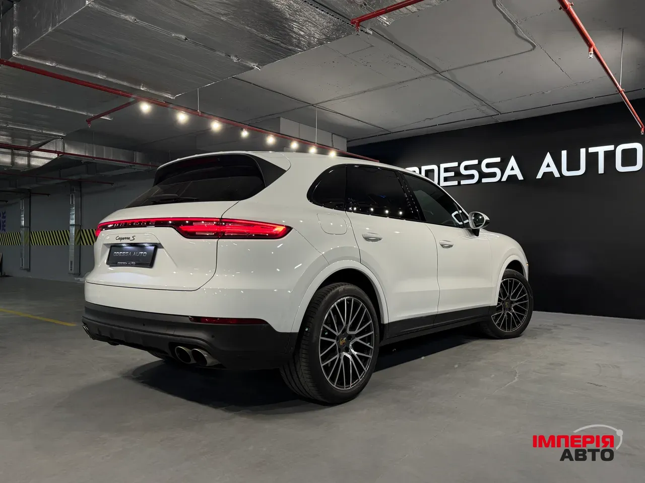 Porsche Cayenne - фото 11