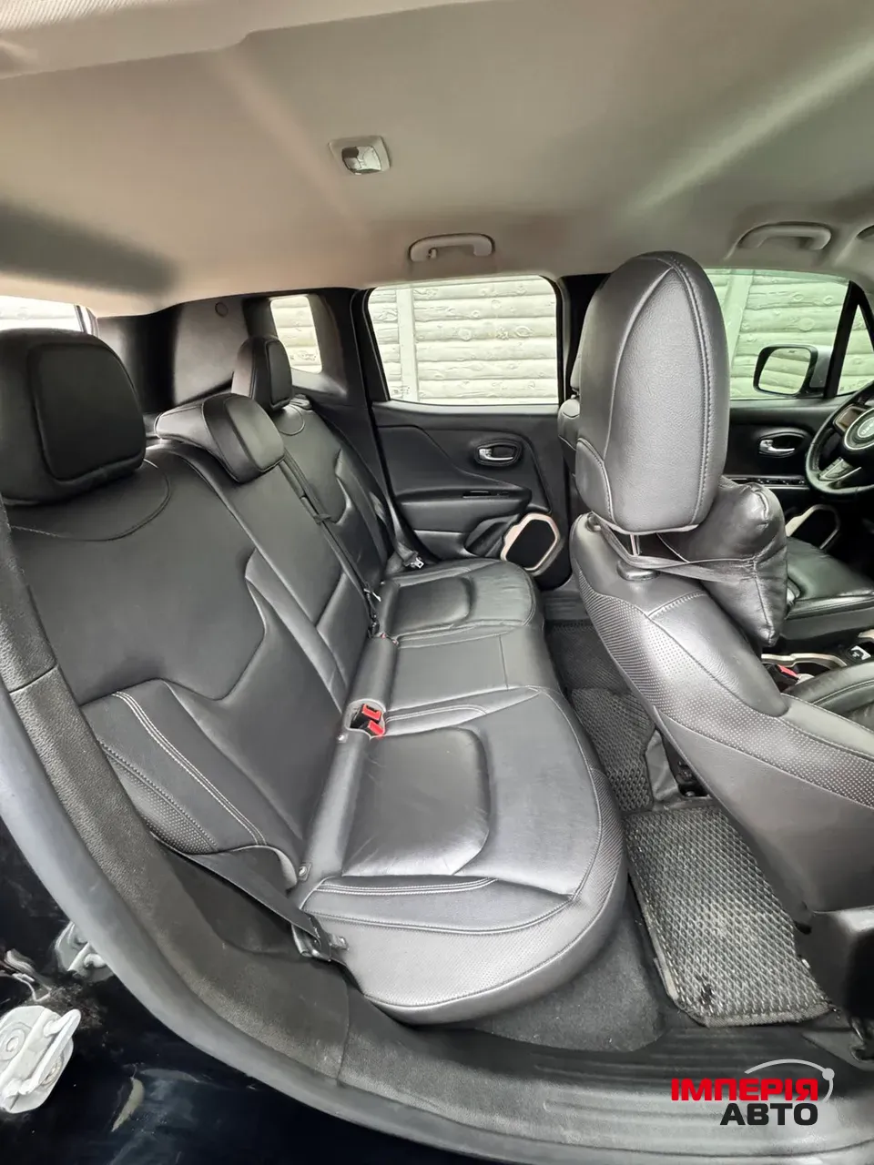 Jeep Renegade - фото 8