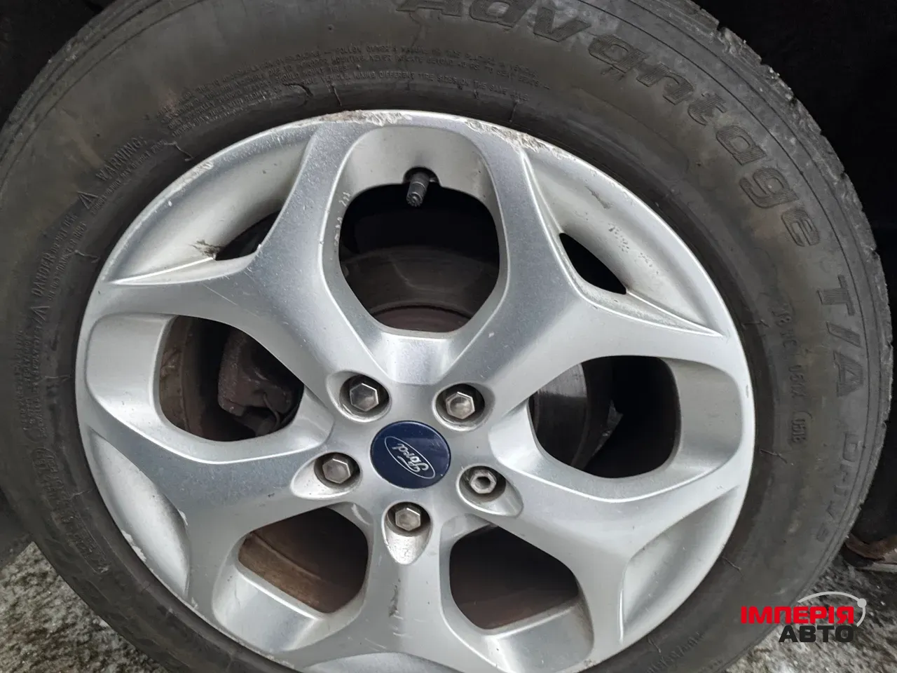 Ford C-MAX - фото 11