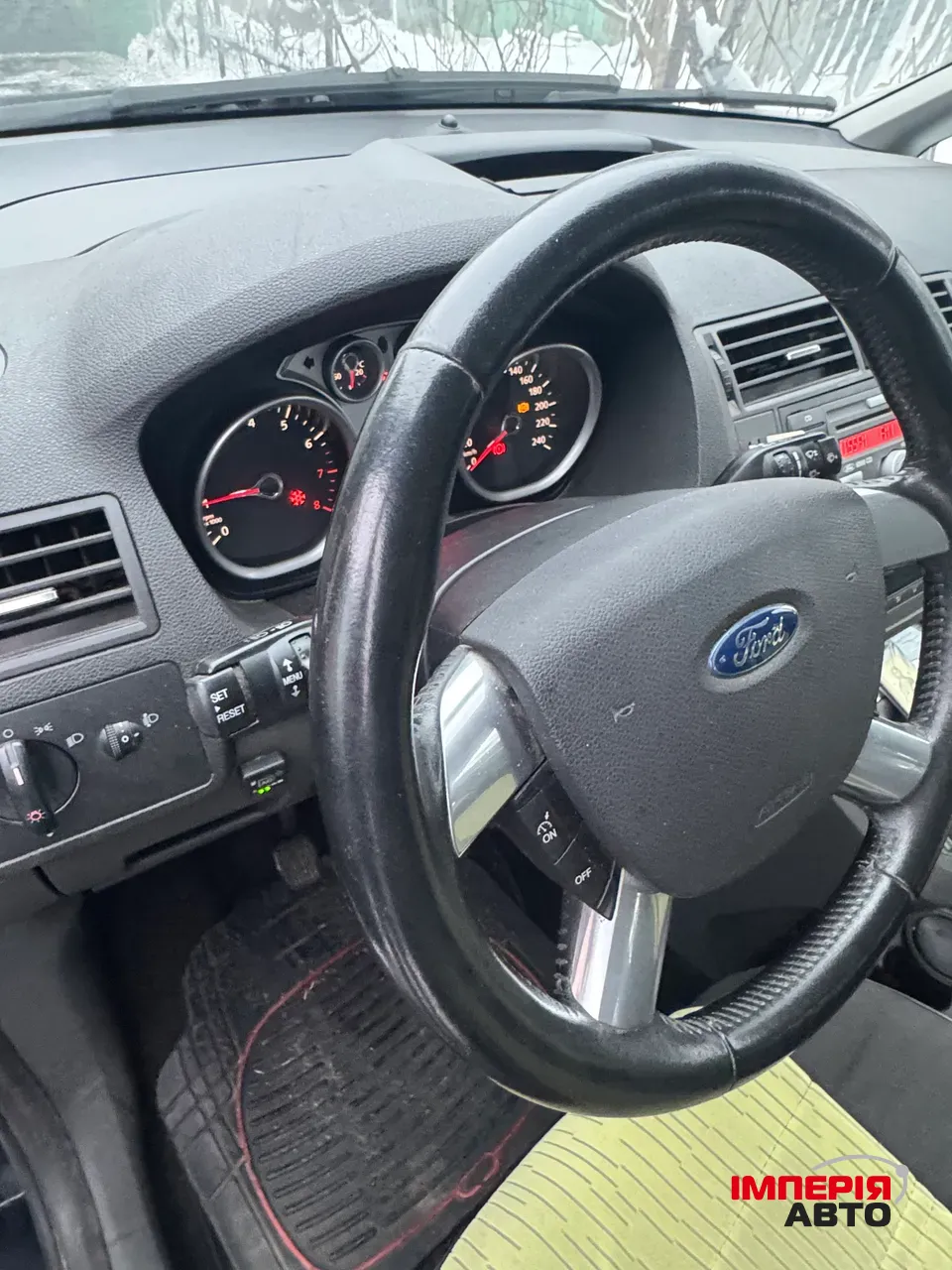 Ford C-MAX - фото 5