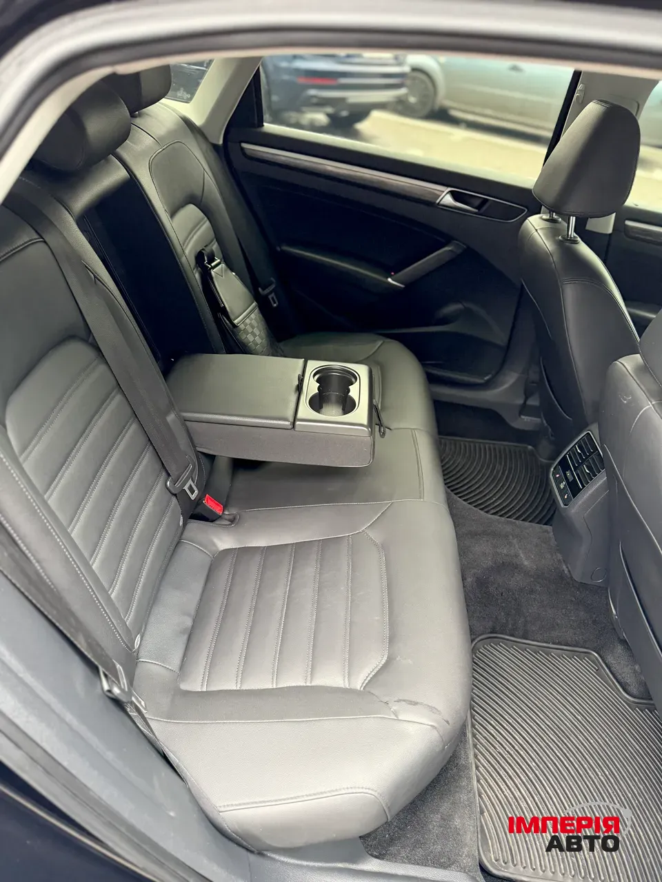 Volkswagen Passat - фото 17