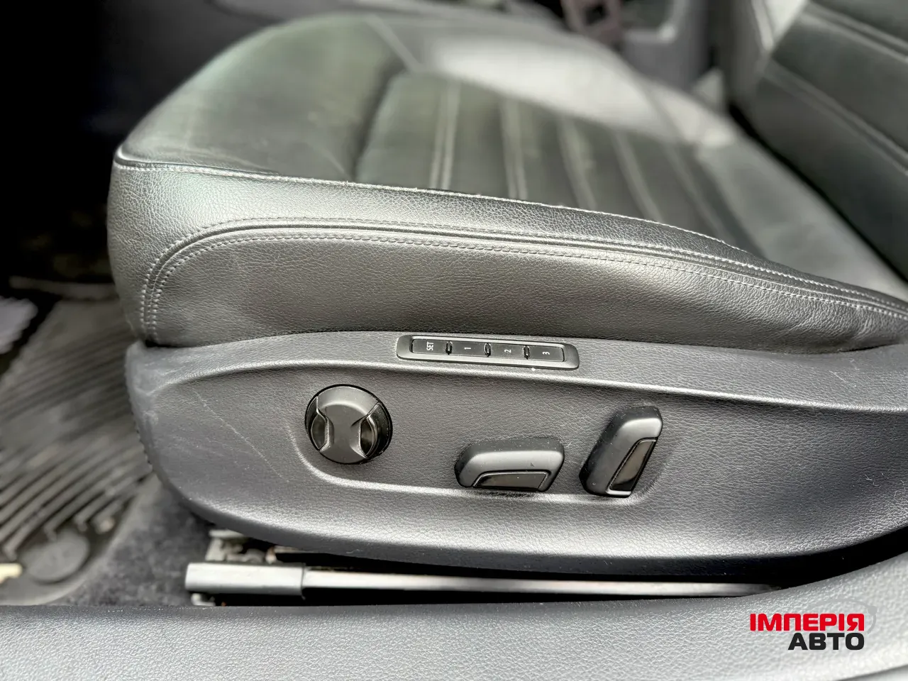 Volkswagen Passat - фото 10