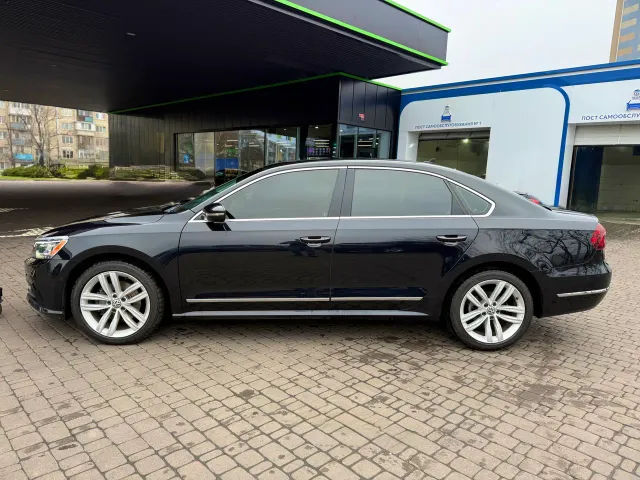 Volkswagen Passat - фото 5