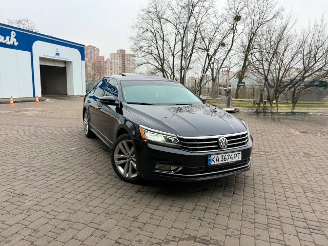 Volkswagen Passat - фото 4