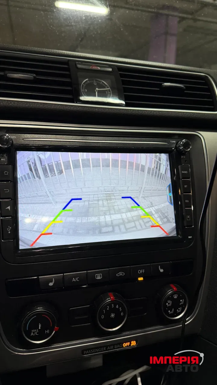 Volkswagen Passat - фото 6