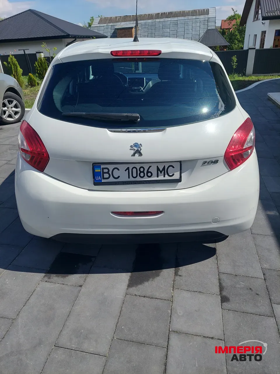 Peugeot 208 - фото 3