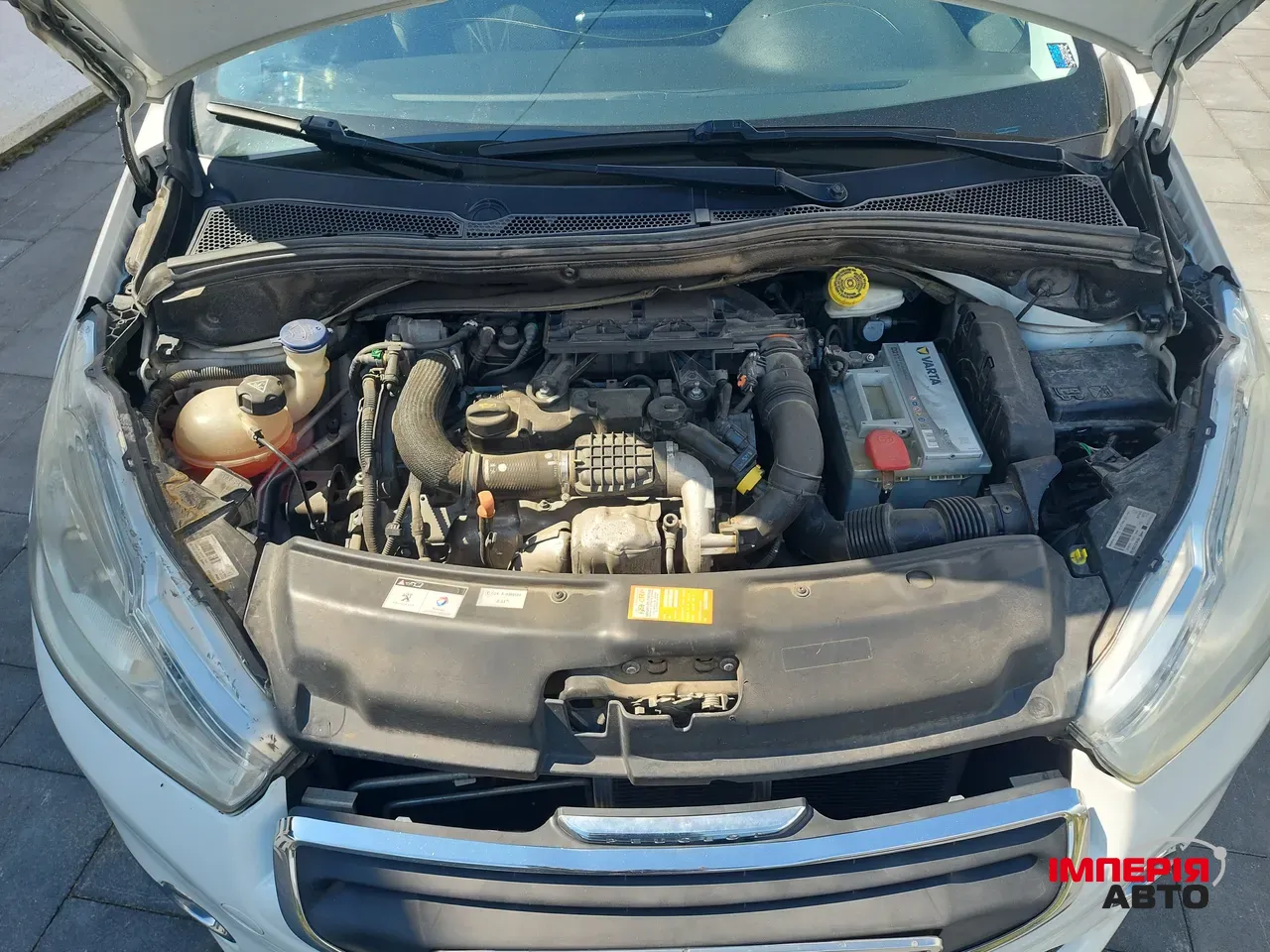 Peugeot 208 - фото 11