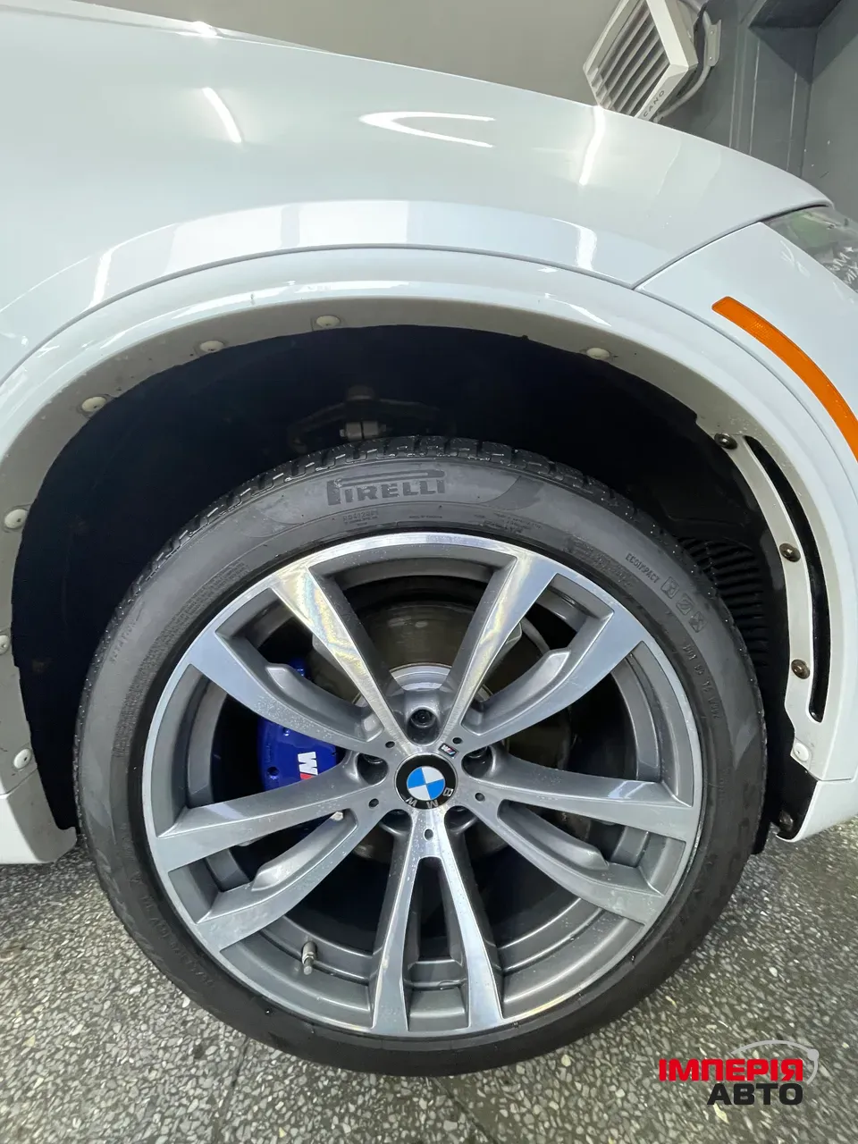 BMW X5 M - фото 7