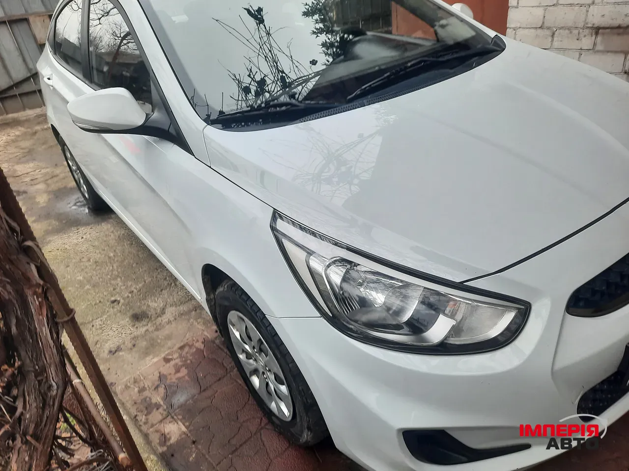 Hyundai Accent - фото 3