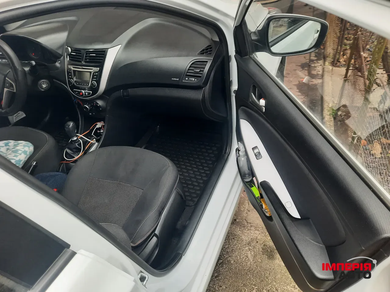 Hyundai Accent - фото 5