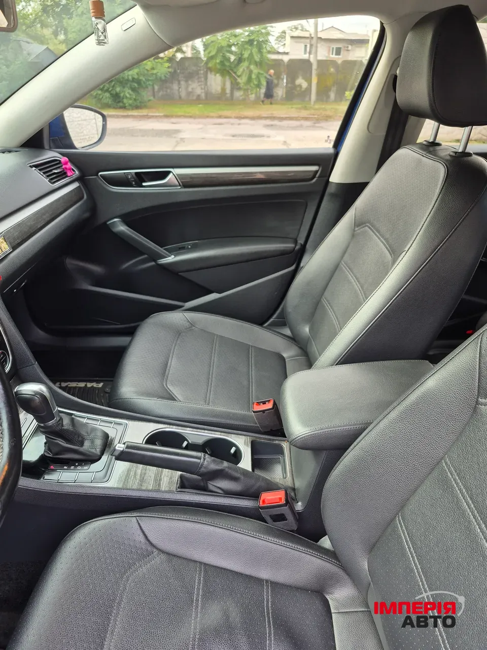 Volkswagen Passat (North America and China) - фото 12