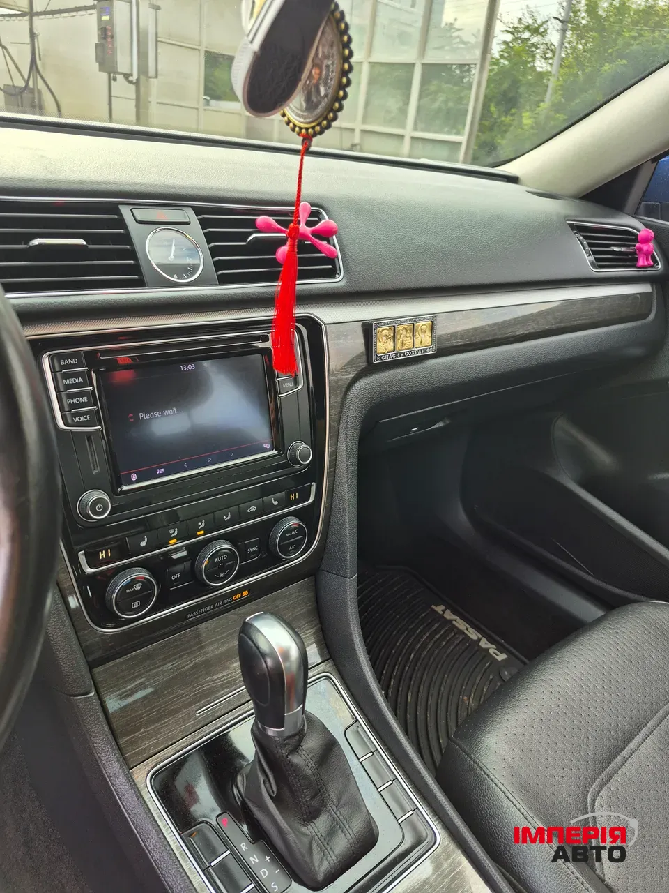 Volkswagen Passat (North America and China) - фото 10