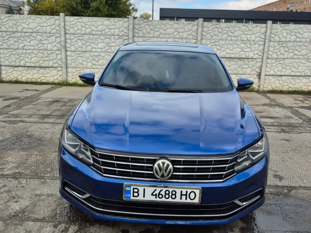 Volkswagen Passat (North America and China) - фото 1