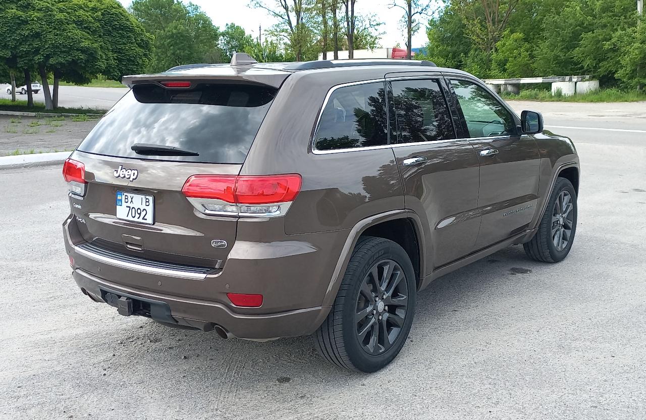 Jeep Grand Cherokee - фото 27