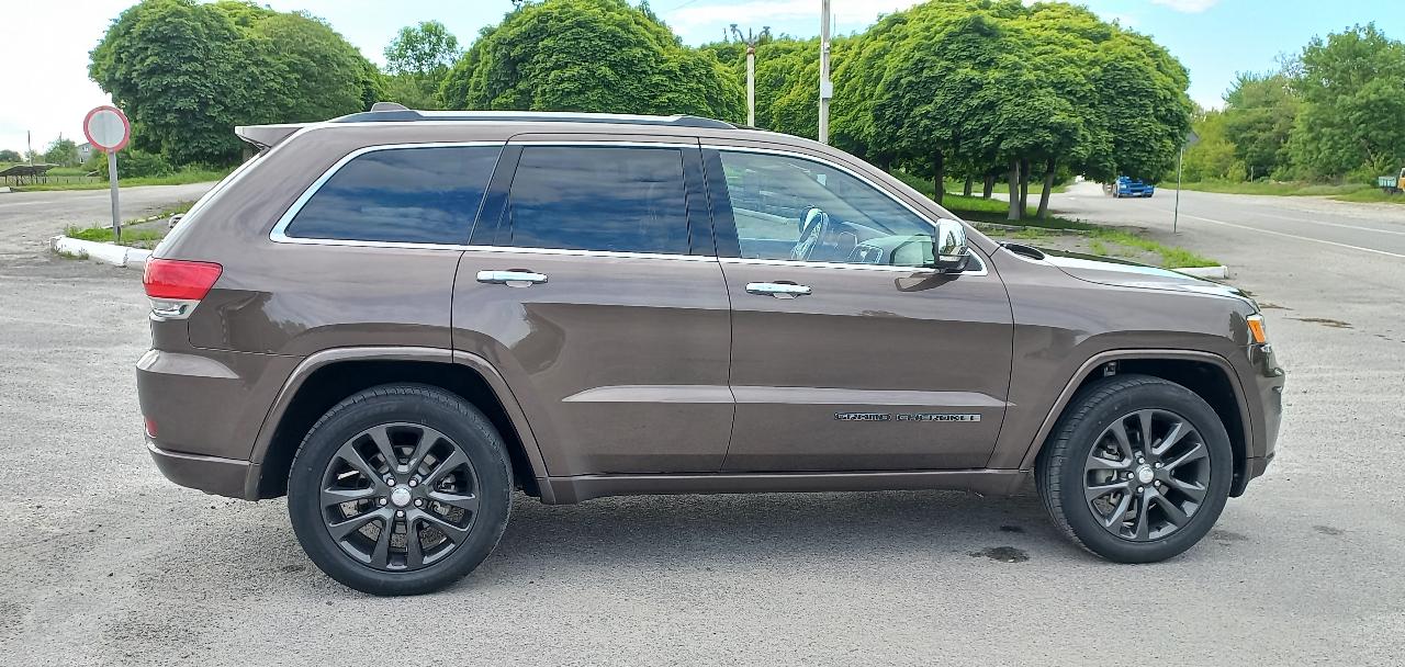 Jeep Grand Cherokee - фото 2