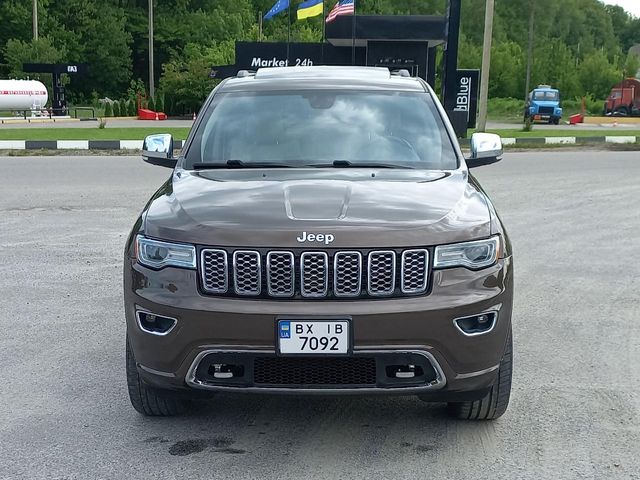 Jeep Grand Cherokee - фото 1