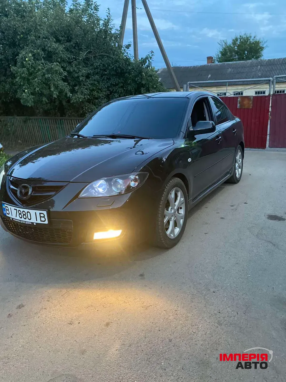 Mazda 3 - фото 3