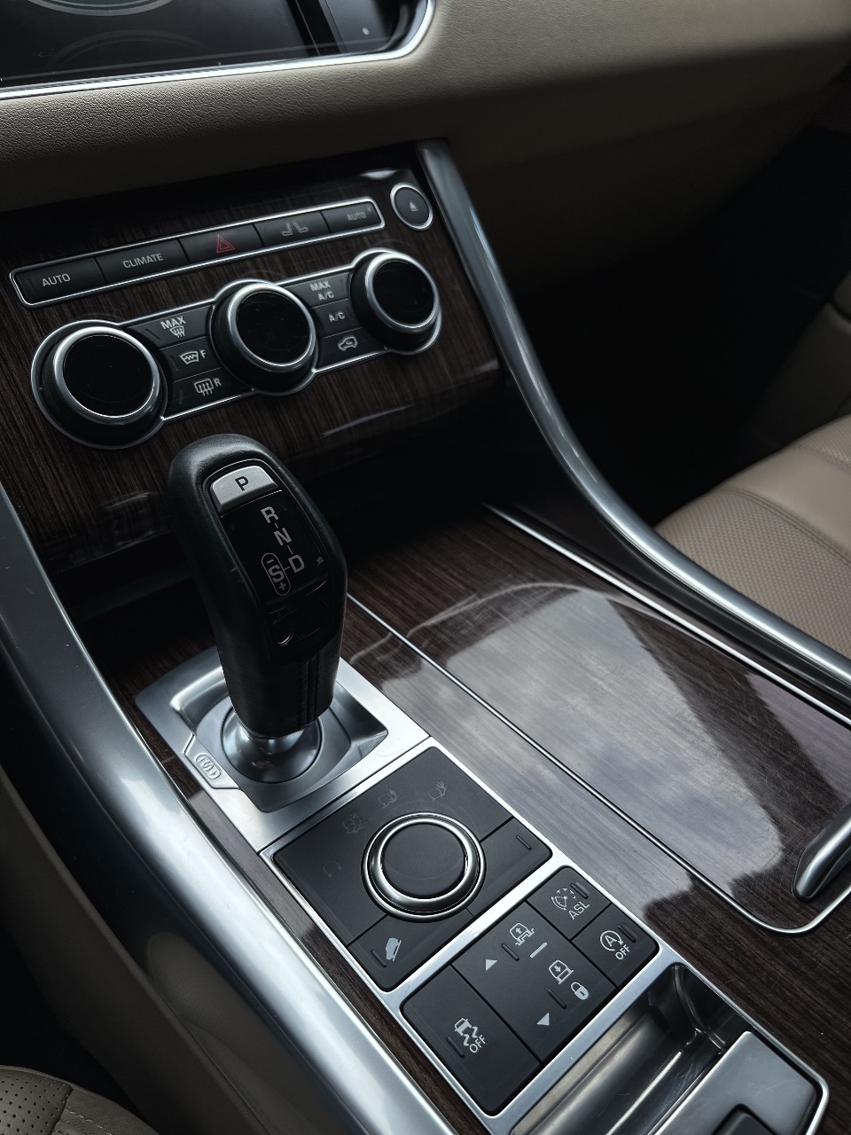 Land Rover Range Rover Sport - фото 18