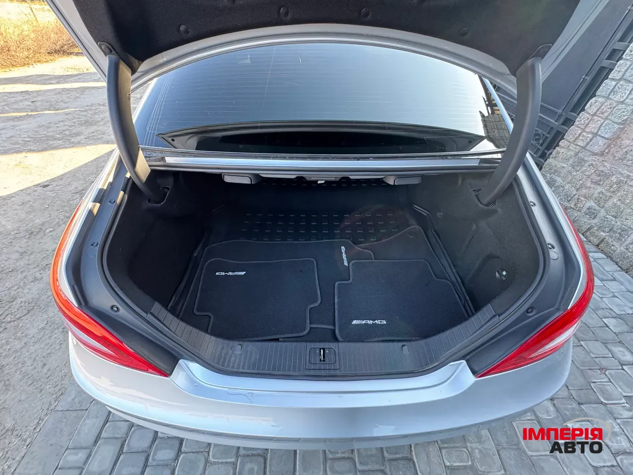 Mercedes-Benz CLS - фото 19