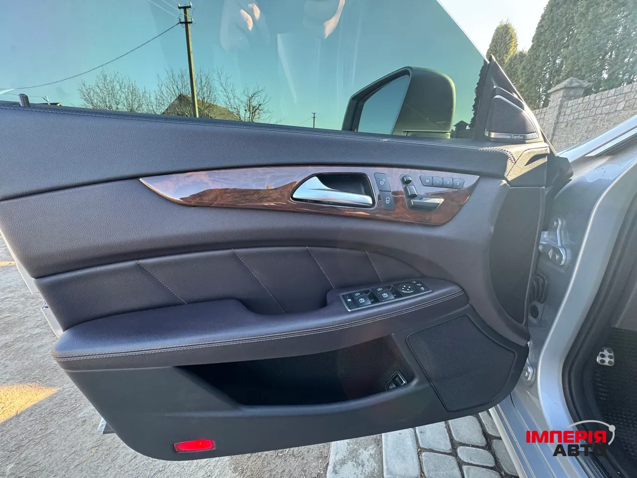Mercedes-Benz CLS - фото 12