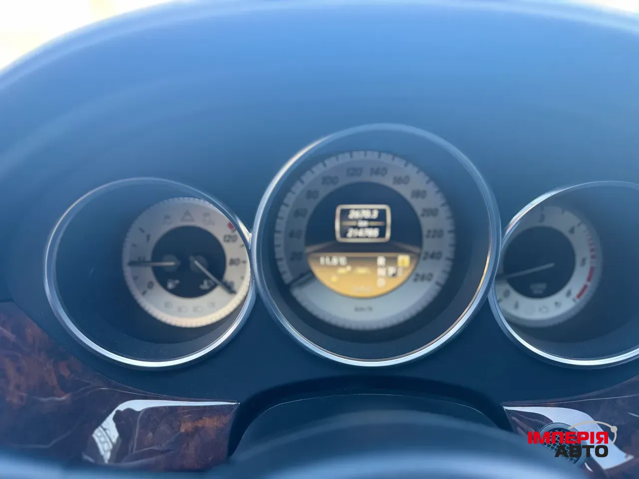 Mercedes-Benz CLS - фото 10