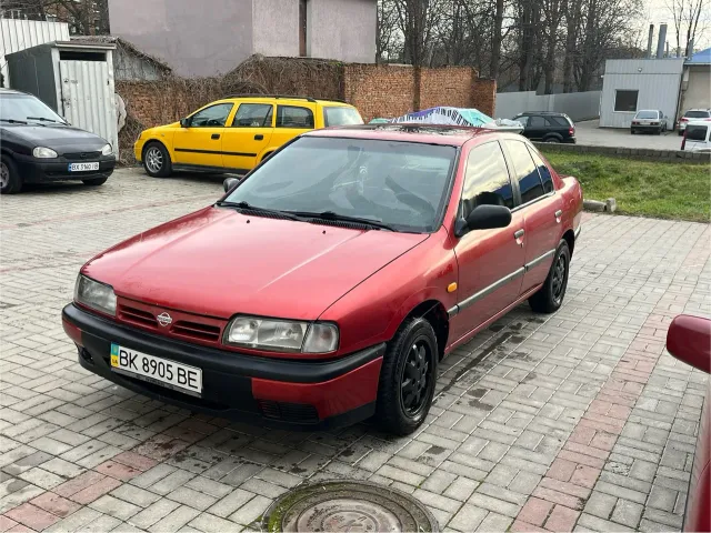 Nissan Primera - фото 2
