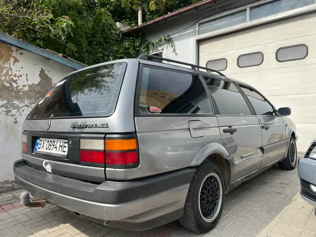 Volkswagen Passat - фото 2