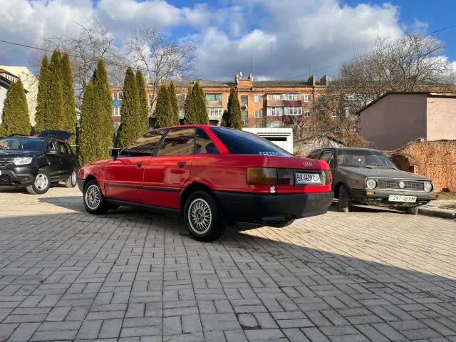 Audi 80 - фото 2